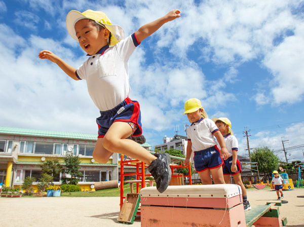 たくましく、健康な子